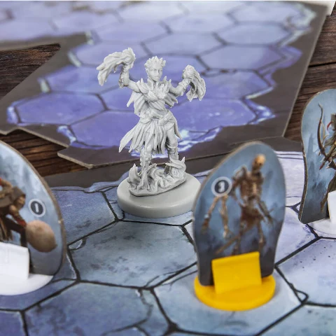 Gloomhaven, zdjęcie 3